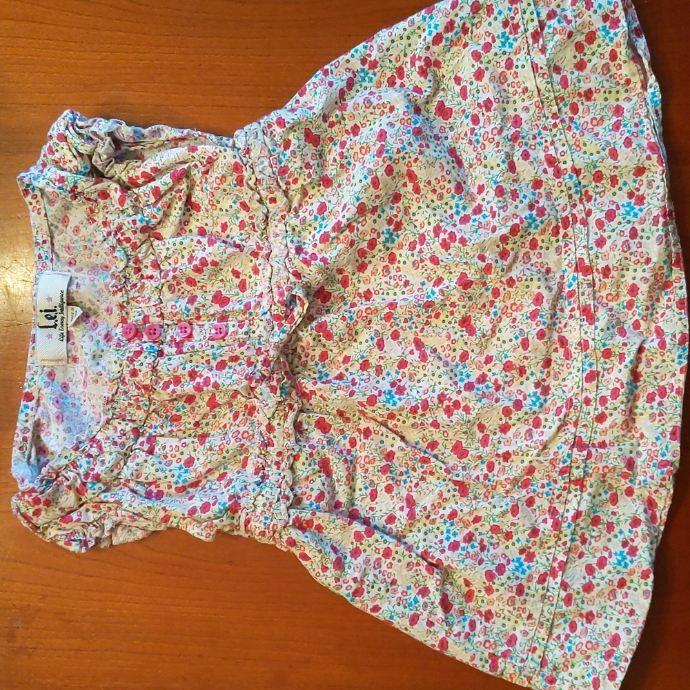 LEI Short Sleeve Floral Blouse Size 4/5